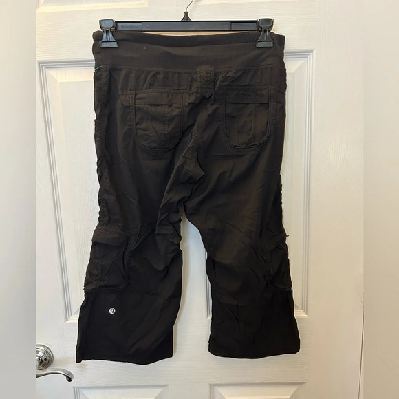 Lululemon Women's Dance Studio Crop 19" Jogger Pants Size 4 Black - Picture 2 of 4